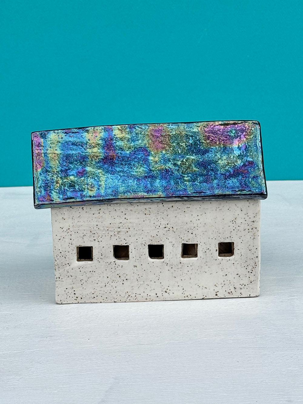 Barn Garlic Keeper - MADE TO ORDER