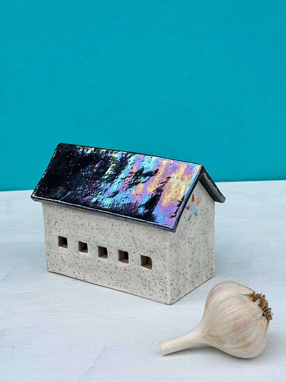 Barn Garlic Keeper - MADE TO ORDER