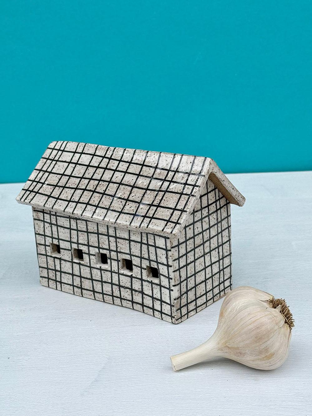 Barn Garlic Keeper - MADE TO ORDER