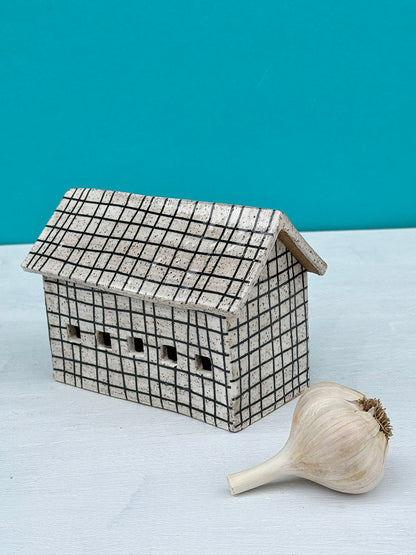 Barn Garlic Keeper - MADE TO ORDER