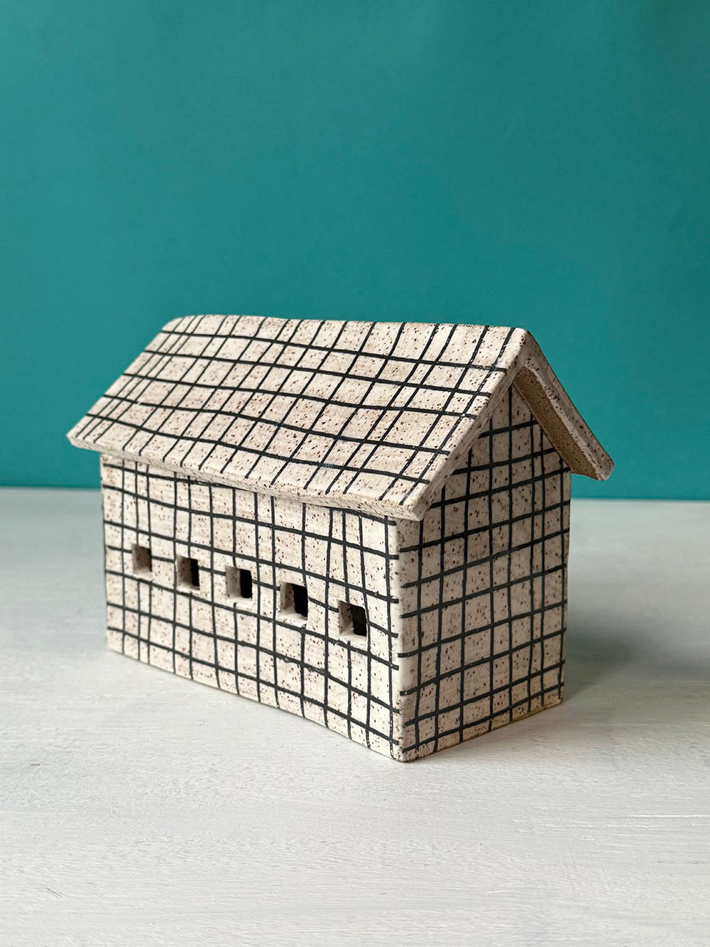 Barn Garlic Keeper - MADE TO ORDER